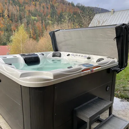 Le Du Coeur Chalet *